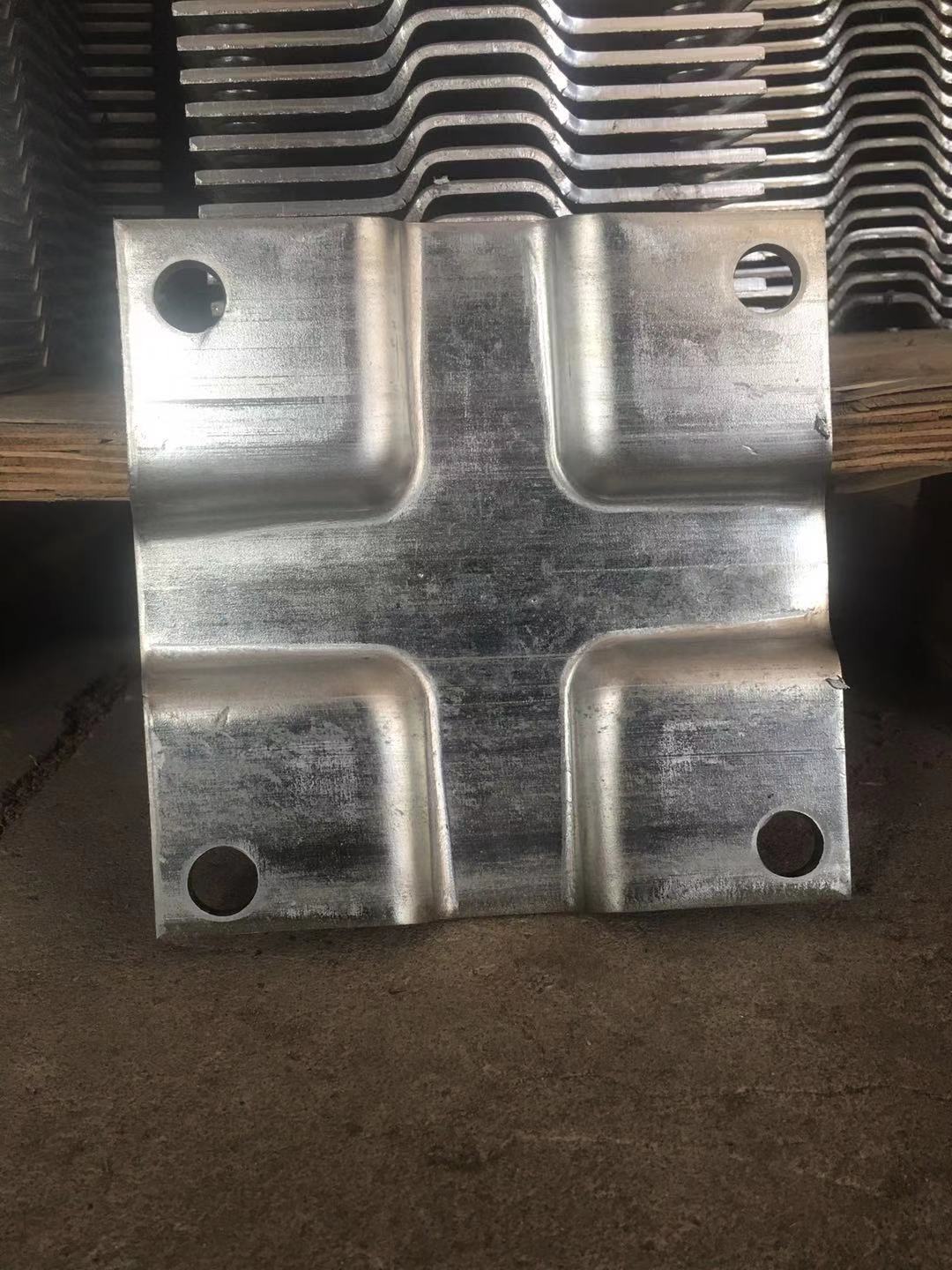 外拉筋板 (4).jpg